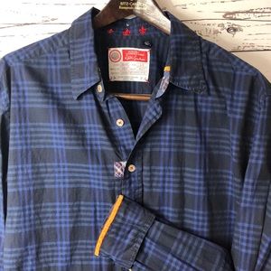 Robert Graham men’s shirt.